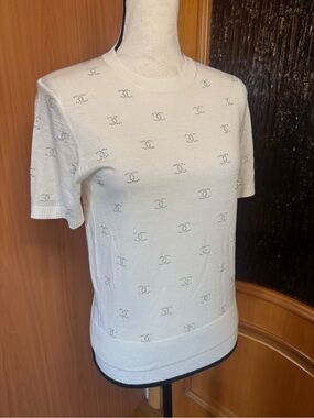 CHANEL Cream Short Sleeve Knit Top with Subtle Swarovski CC Eyelet Motif Sz M